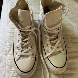 White platform canvas Converse